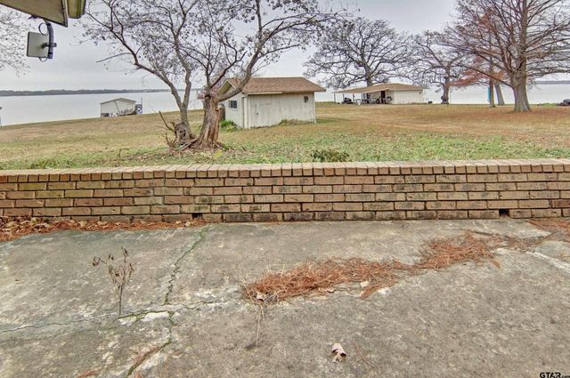 520 Rs County Road 3445, Emory, TX 75440