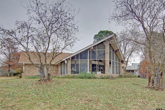 520 Rs County Road 3445, Emory, TX 75440