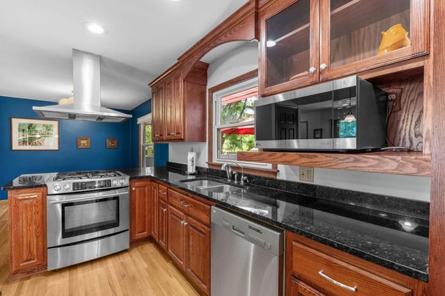 9435 W 14th Street, Saint Louis Park, MN 55426