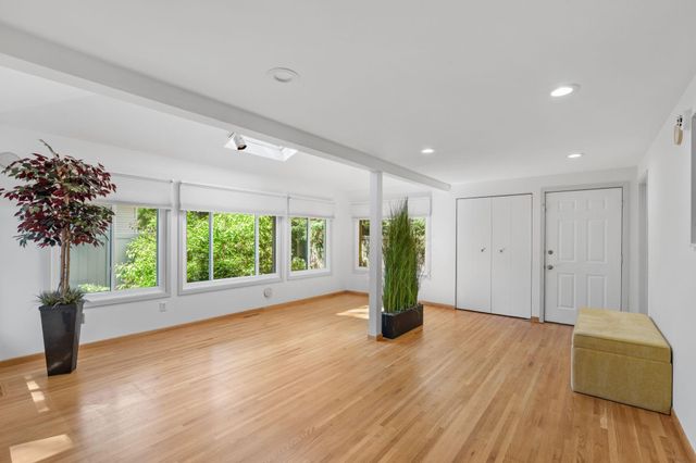 9435 W 14th Street, Saint Louis Park, MN 55426