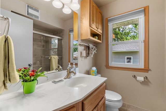 9435 W 14th Street, Saint Louis Park, MN 55426