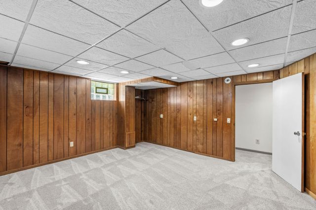9435 W 14th Street, Saint Louis Park, MN 55426