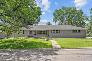 9435 W 14th Street, Saint Louis Park, MN 55426
