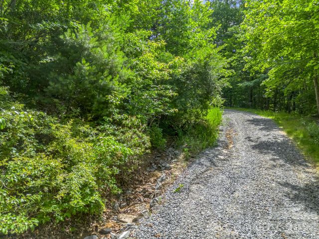263 Parkway View Lane, Penrose, NC 28766