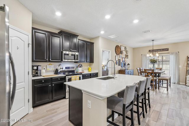 10309 PAVNES CREEK Drive, Jacksonville, FL 32222