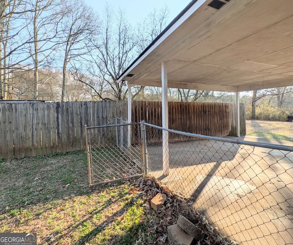 56 Hudgen Road, Newnan, GA 30265