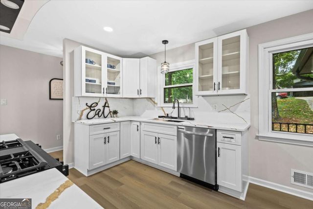 1720 Starlight Drive, Marietta, GA 30062