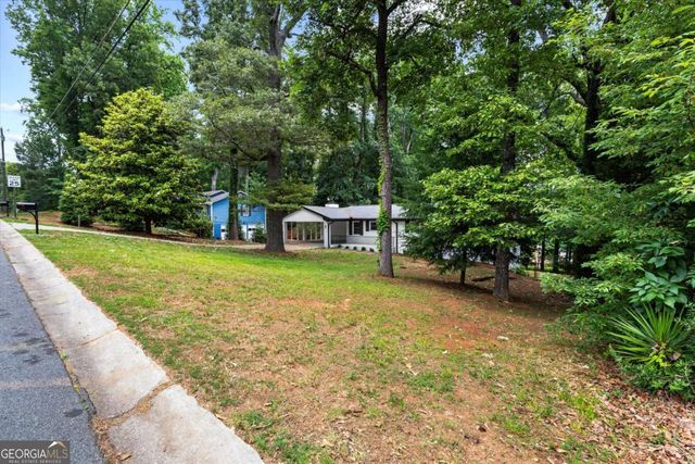 1720 Starlight Drive, Marietta, GA 30062