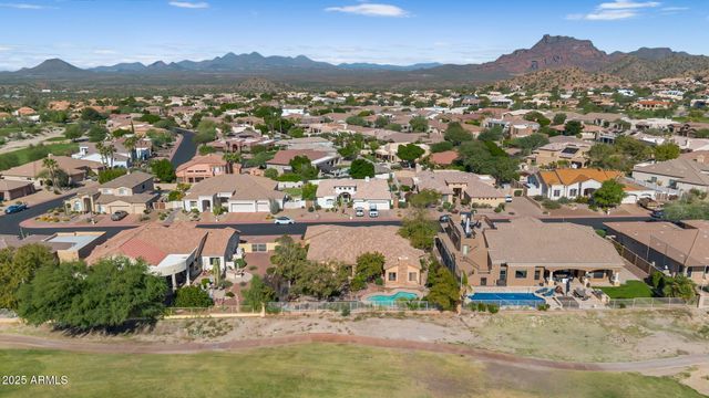 4055 N RECKER Road 18, Mesa, AZ 85215