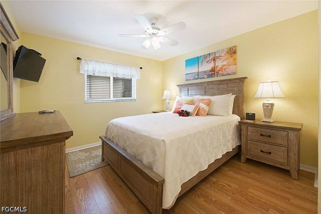 4138 SW 5th AVE, Cape Coral, FL 33914