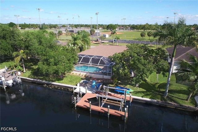 4138 SW 5th AVE, Cape Coral, FL 33914