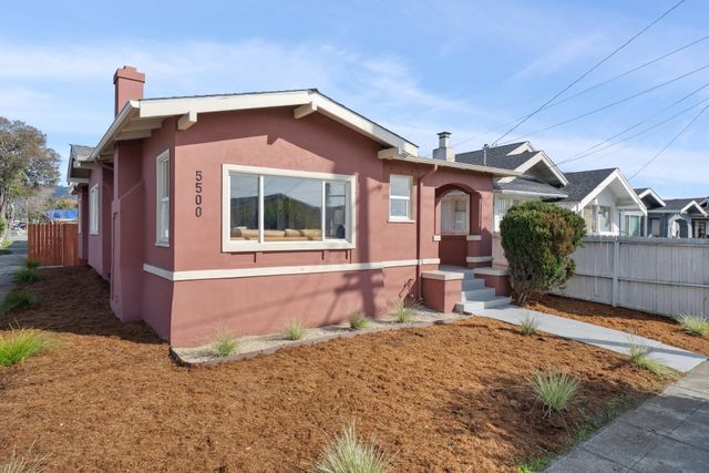 5500 Laverne Ave, Oakland, CA 94605