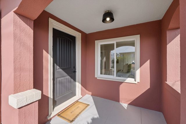 5500 Laverne Ave, Oakland, CA 94605