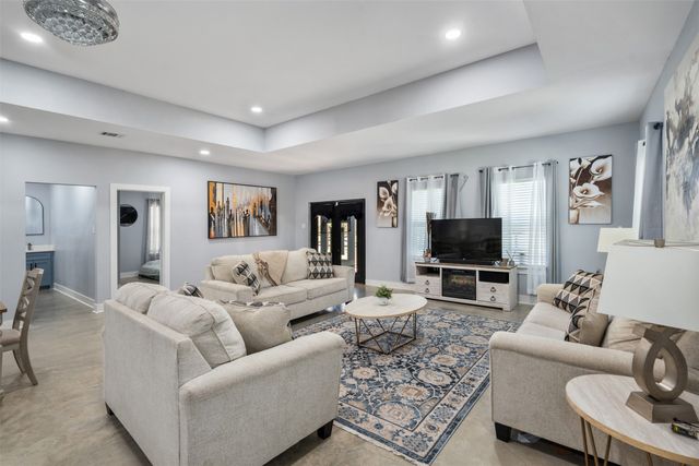 236 Las Cruces, Malakoff, TX 75148