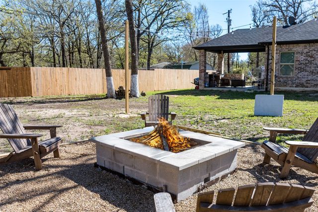 236 Las Cruces, Malakoff, TX 75148