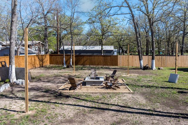 236 Las Cruces, Malakoff, TX 75148