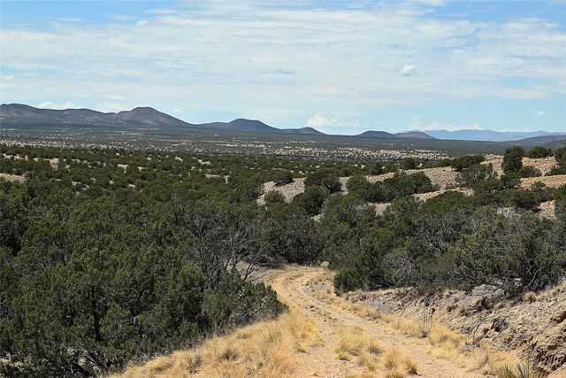 157 Chisholm Trail Lot 46, Santa Fe, NM 87506