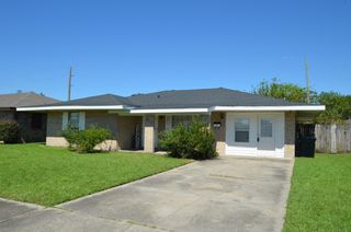 417 Walker Dr, Houma, LA 70364