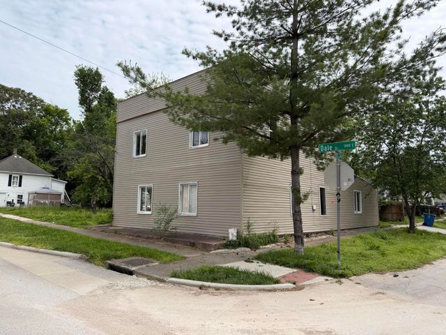 900 E Dale Street, Springfield, MO 65803