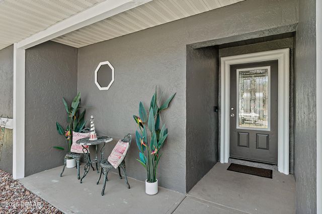 589 Clairmont Lane, South Daytona, FL 32119