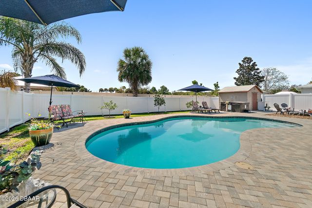 589 Clairmont Lane, South Daytona, FL 32119