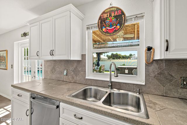 589 Clairmont Lane, South Daytona, FL 32119