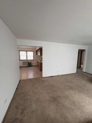 8000 S Pulaski Road 201, Chicago, IL 60652
