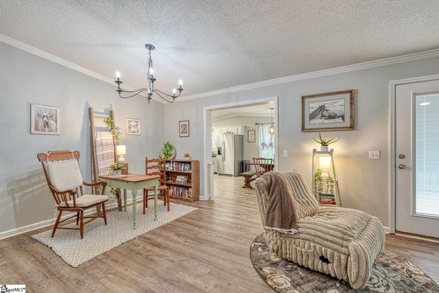 1755 Chumley Road, Woodruff, SC 29388