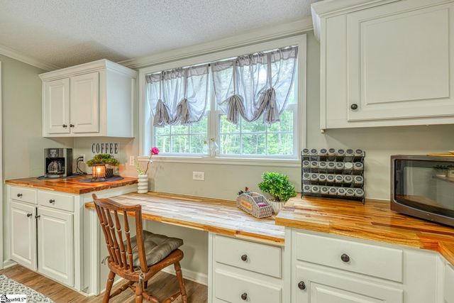 1755 Chumley Road, Woodruff, SC 29388