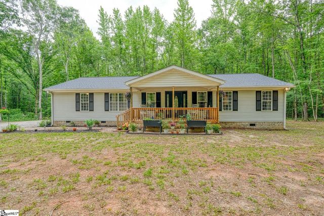 1755 Chumley Road, Woodruff, SC 29388