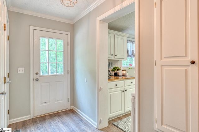 1755 Chumley Road, Woodruff, SC 29388