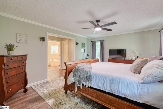 1755 Chumley Road, Woodruff, SC 29388
