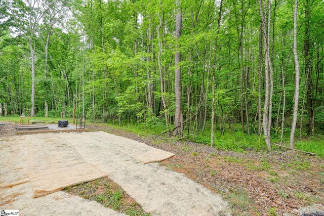 1755 Chumley Road, Woodruff, SC 29388