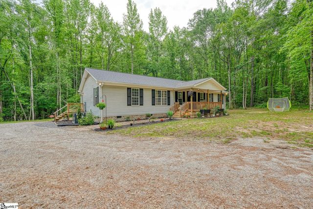 1755 Chumley Road, Woodruff, SC 29388
