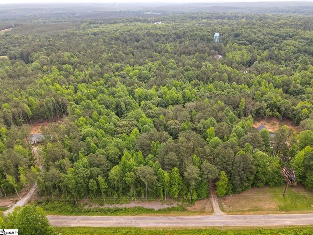 1755 Chumley Road, Woodruff, SC 29388