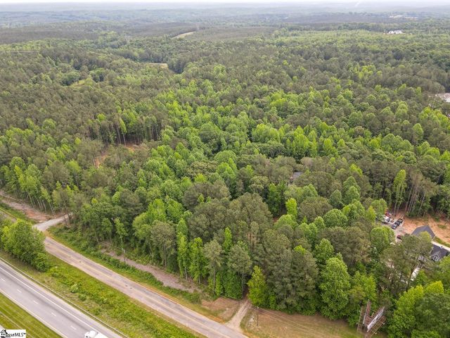 1755 Chumley Road, Woodruff, SC 29388