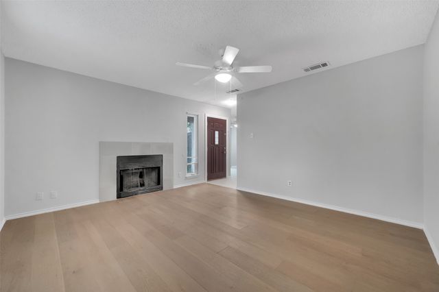 2111 E Belt Line 166 A, Richardson, TX 75081