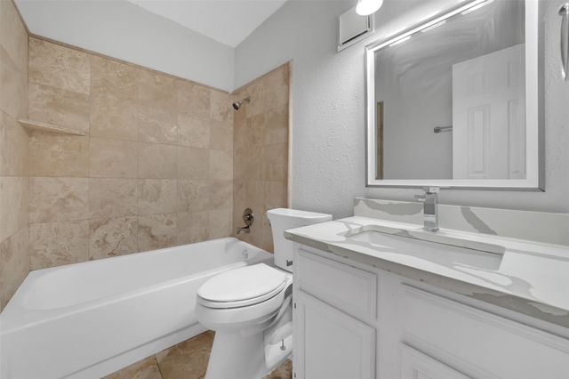 2111 E Belt Line 166 A, Richardson, TX 75081