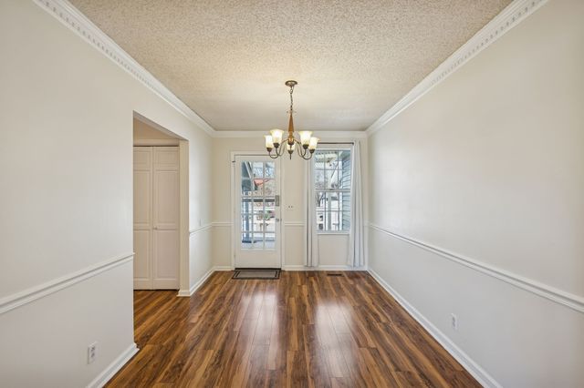 3840 Priest Lake Dr, Nashville, TN 37217