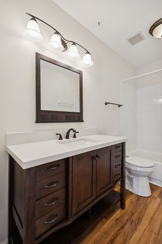 3840 Priest Lake Dr, Nashville, TN 37217