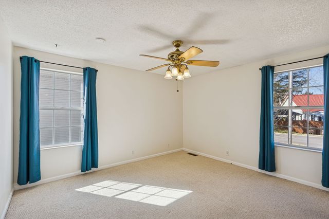 3840 Priest Lake Dr, Nashville, TN 37217