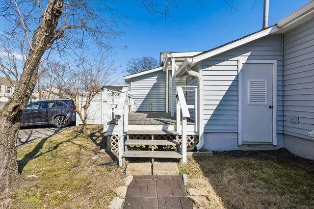 3840 Priest Lake Dr, Nashville, TN 37217