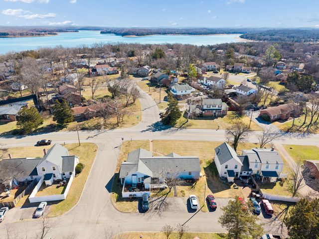 3840 Priest Lake Dr, Nashville, TN 37217