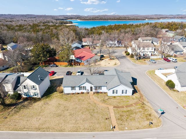 3840 Priest Lake Dr, Nashville, TN 37217