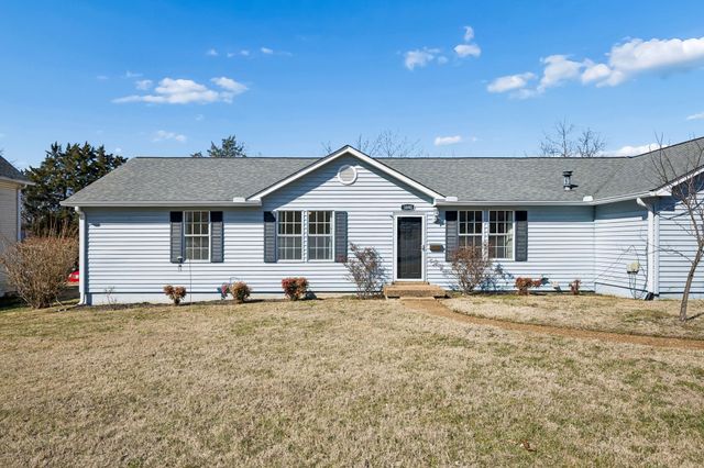 3840 Priest Lake Dr, Nashville, TN 37217