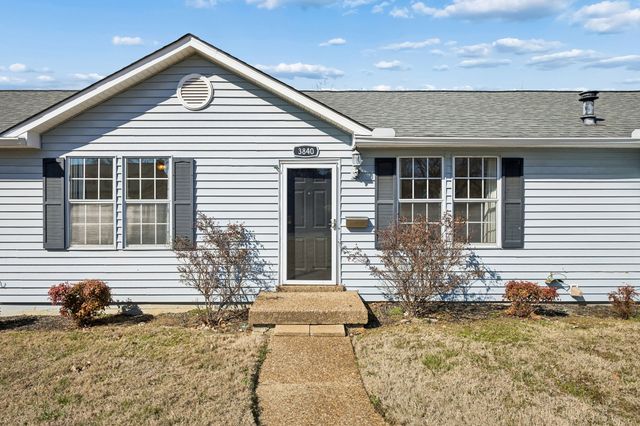 3840 Priest Lake Dr, Nashville, TN 37217