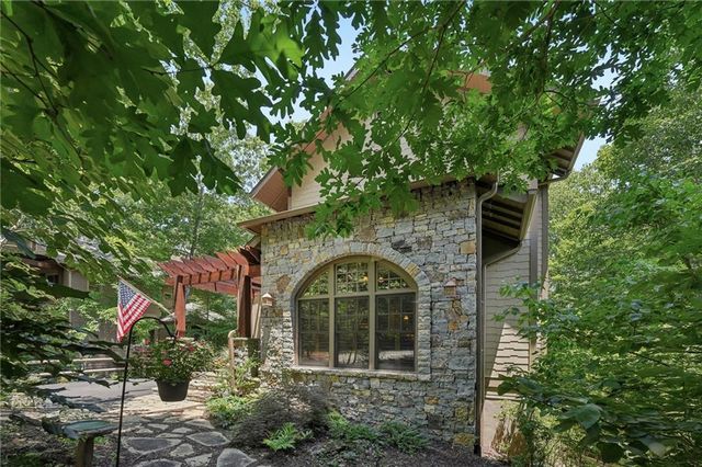 63 Choctaw Ridge, Big Canoe, GA 30143