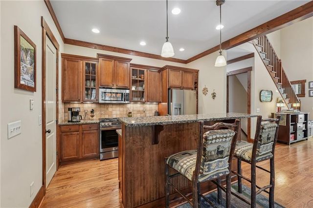 63 Choctaw Ridge, Big Canoe, GA 30143