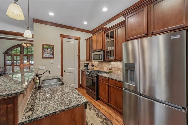63 Choctaw Ridge, Big Canoe, GA 30143