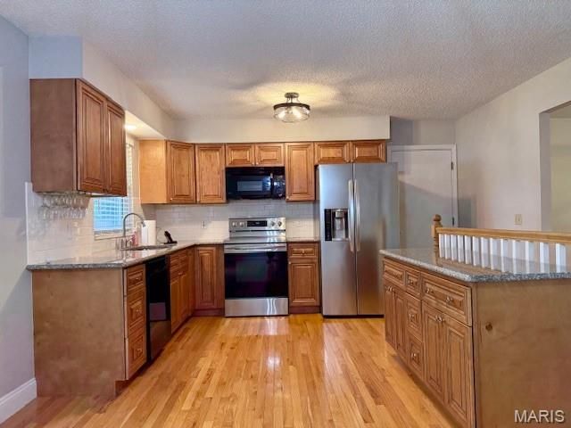 6 El Perro Drive, St Peters, MO 63376